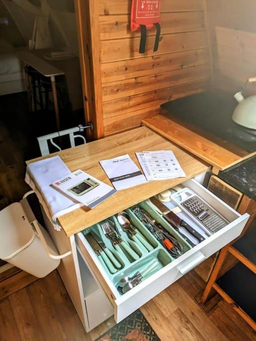 Robin Nest - Cosy Shepherd'S Hut Hideaway Callington Esterno foto