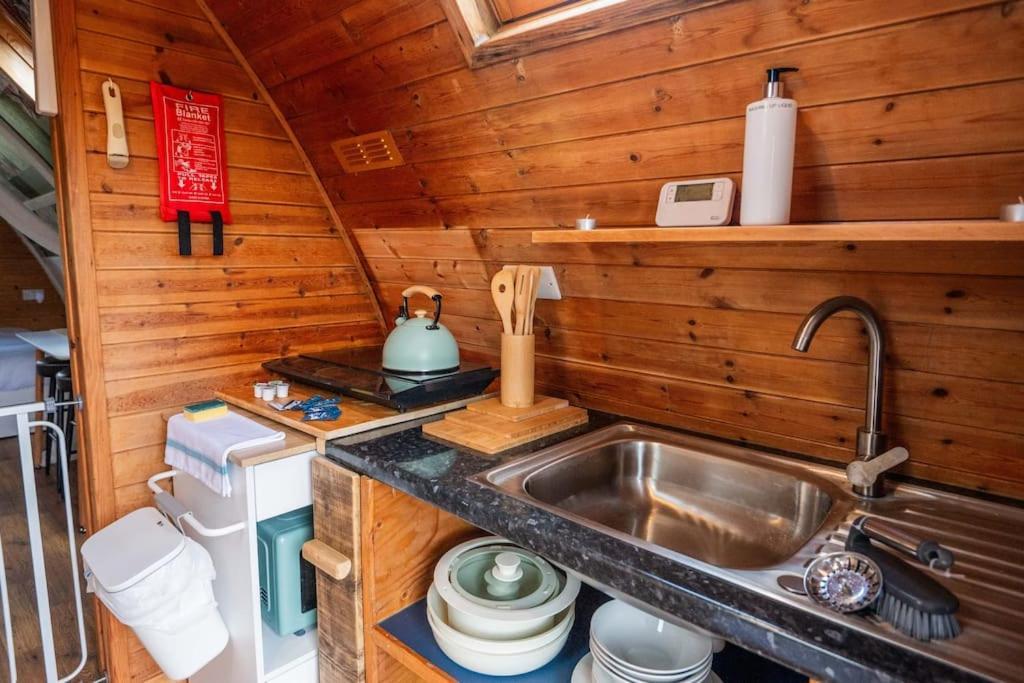 Robin Nest - Cosy Shepherd'S Hut Hideaway Callington Esterno foto